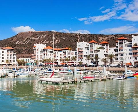 Vue sur la Marina d'Agadir et la montagne Oufella - meilleures activités